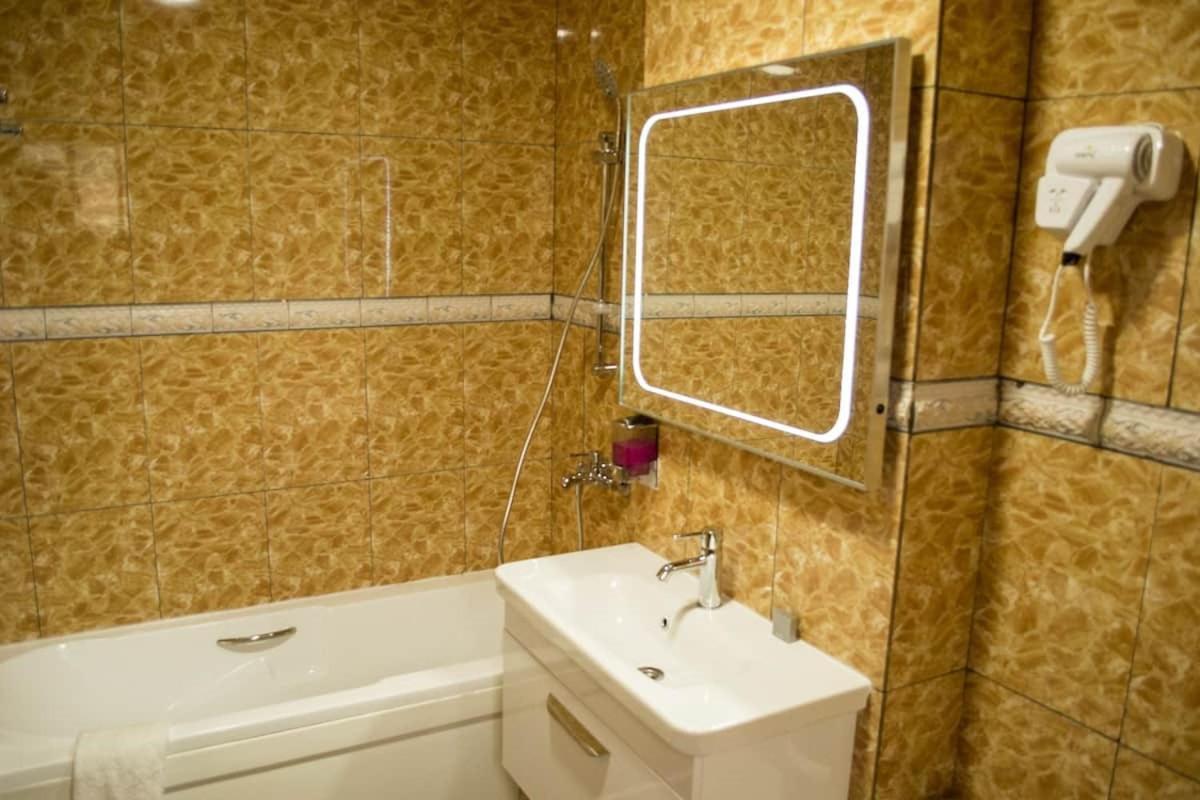 Hotel Jouvence International Yaoundé Екстериор снимка
